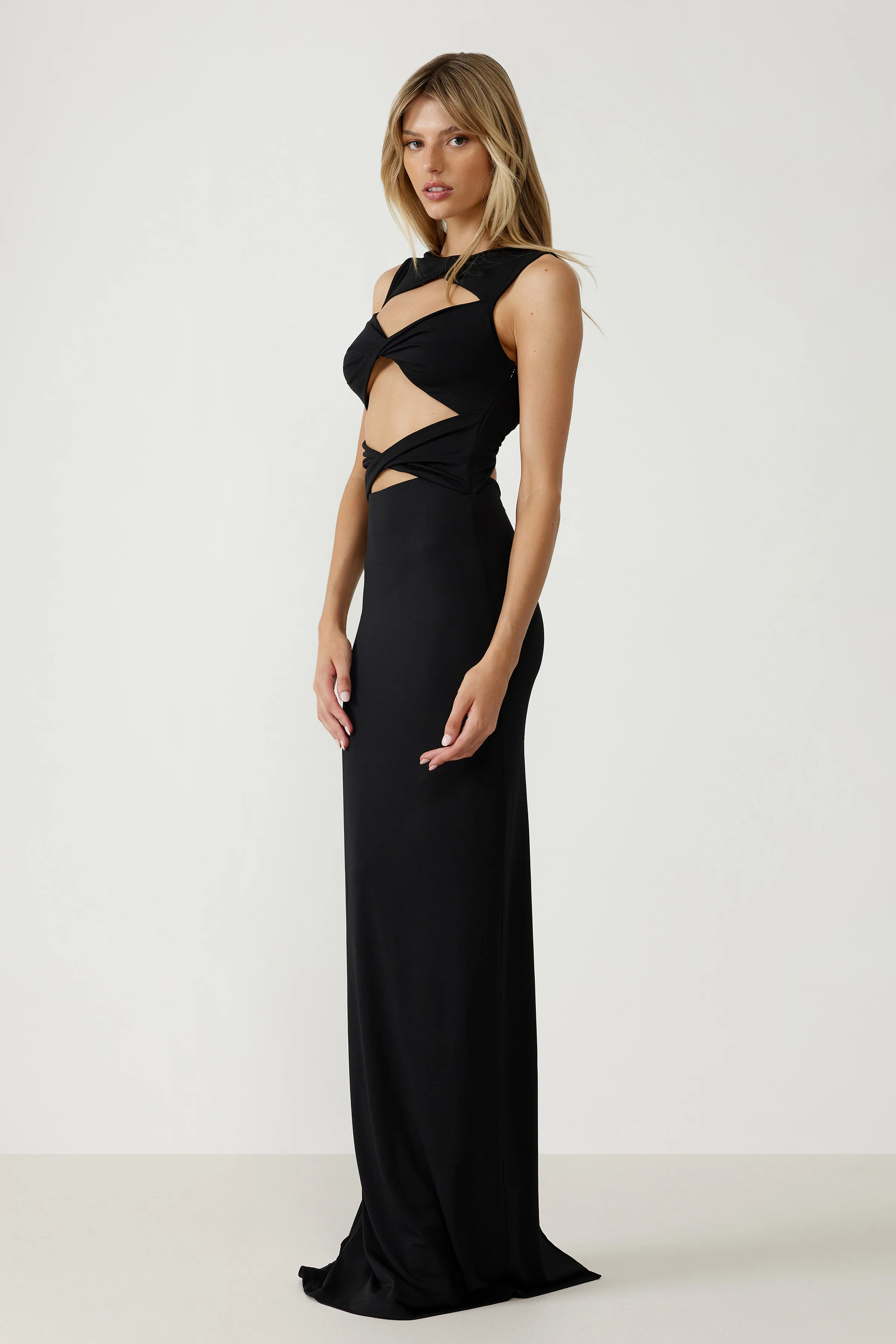 Lara Dress - Black - Poueer