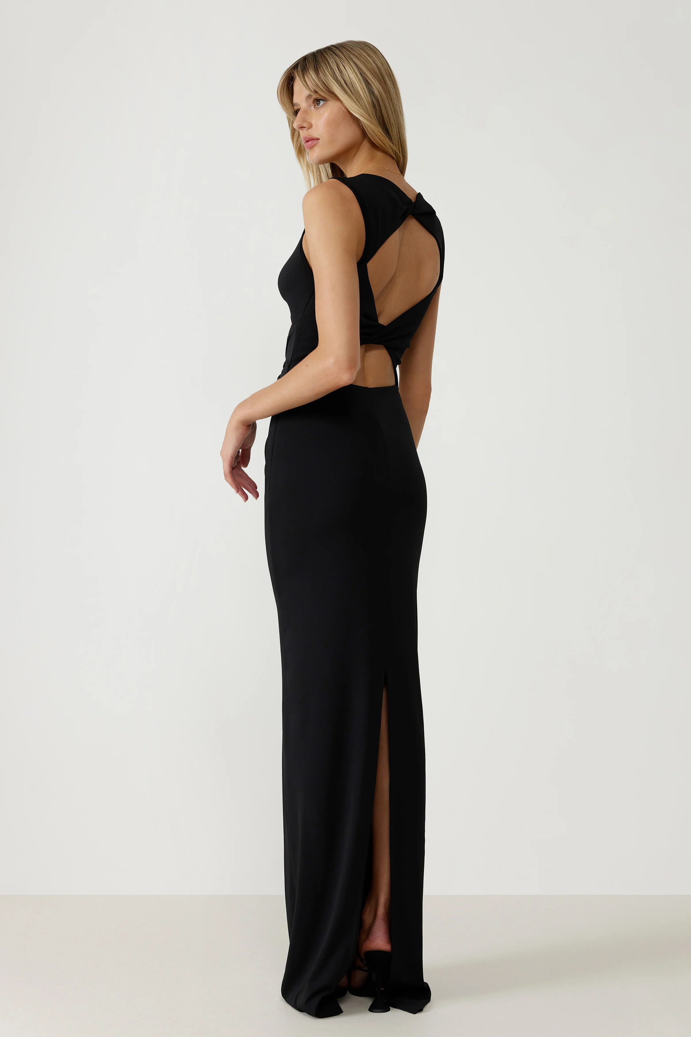 Lara Dress - Black - Poueer